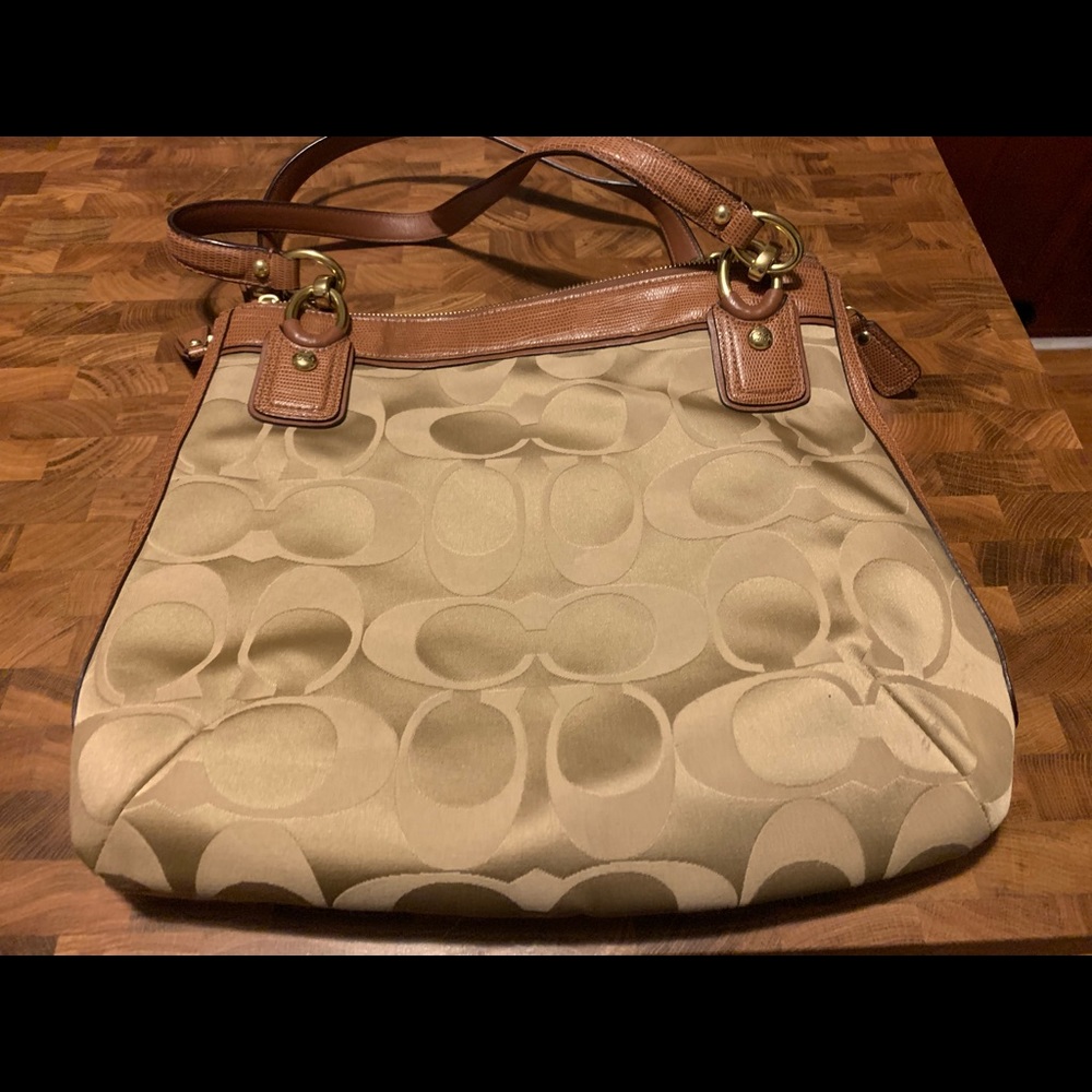 Coach handbag - Picture 3 of 5